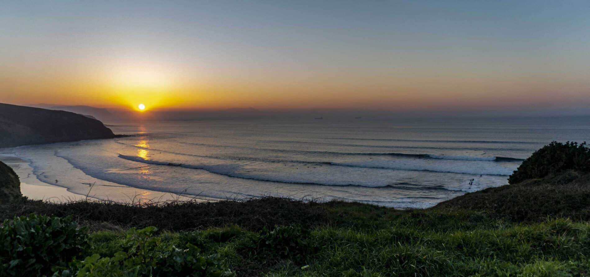 Surfreisen und Surfkurse in Spanien