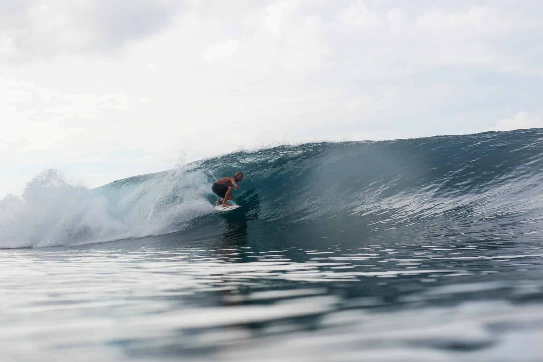 surf charter kreuzfahrt banyak indonesien