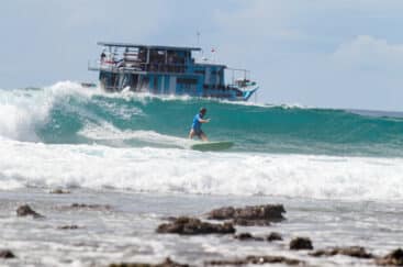surf charter cruise banyak indonesia