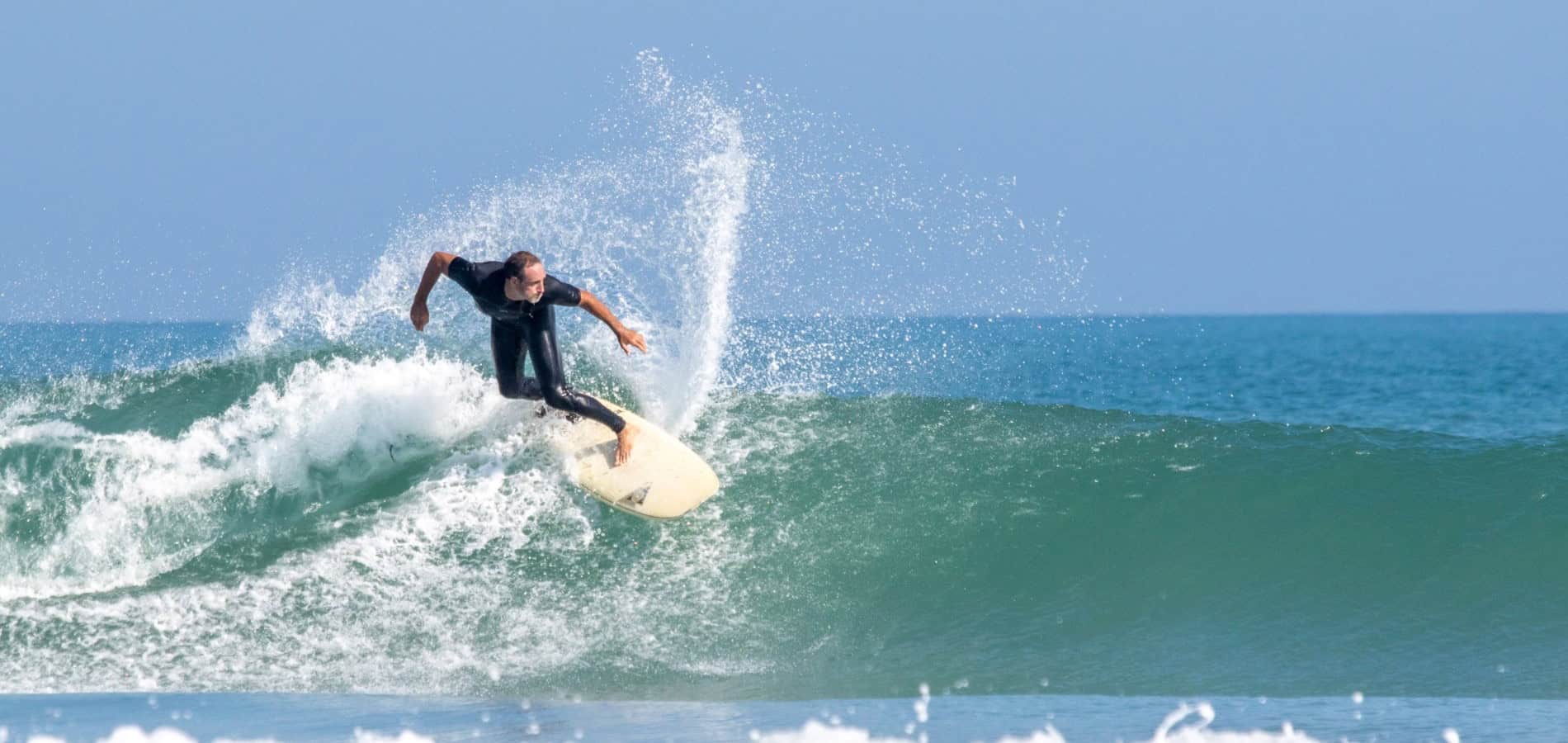 Surf à Mancora