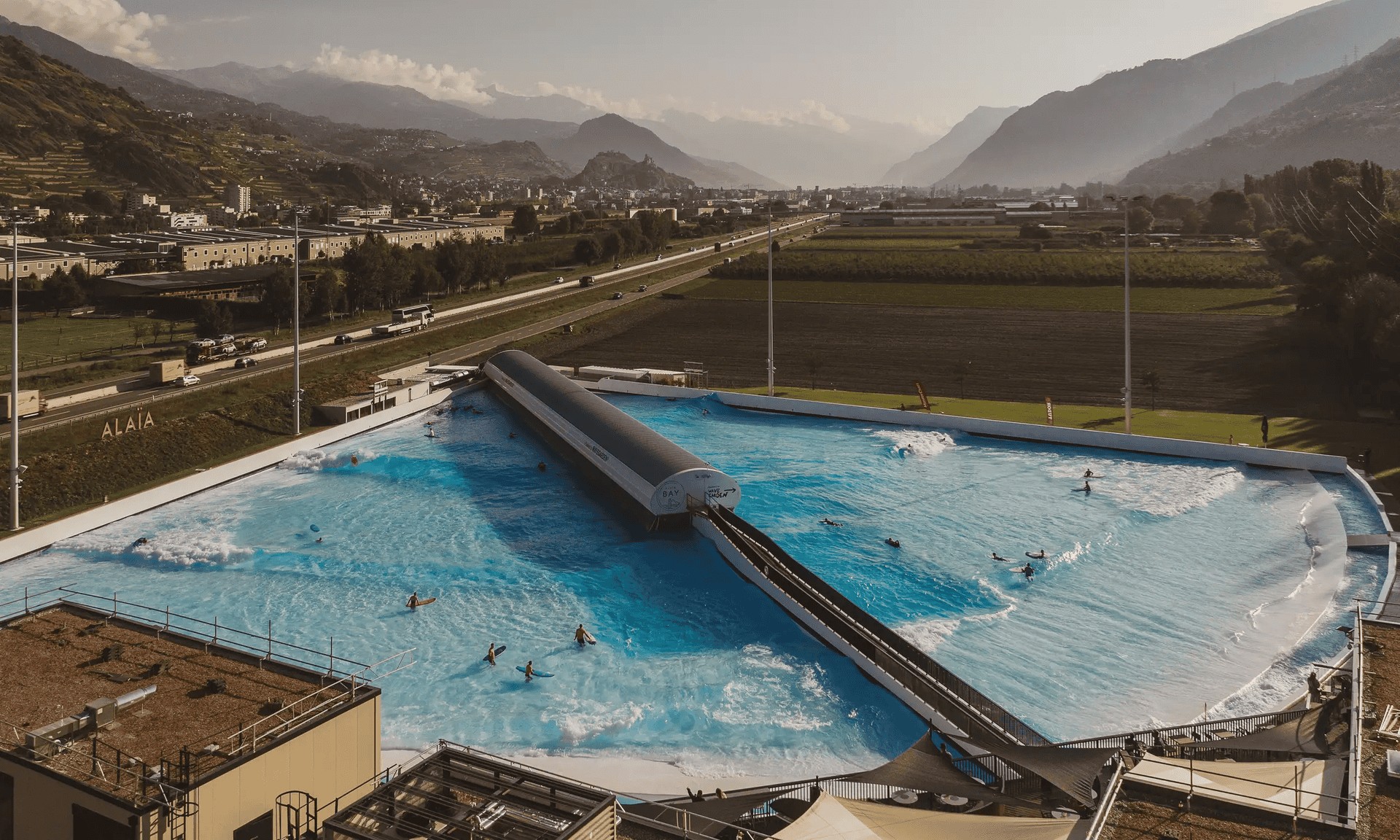 aia bay Künstliche Welle in Europa in der Schweiz